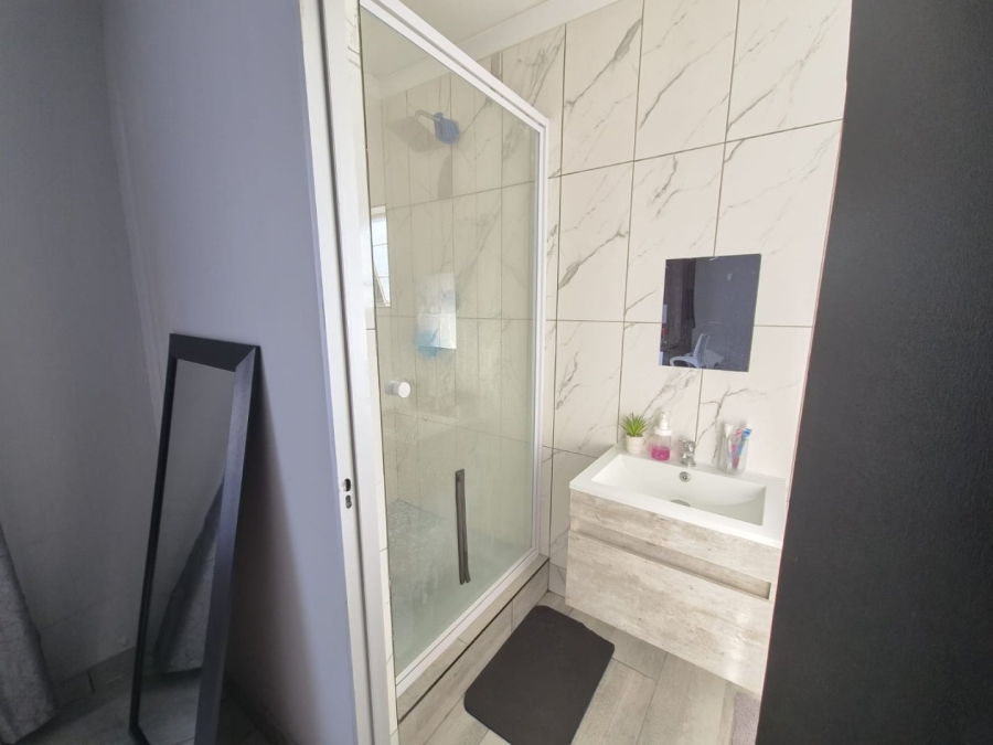 12 Bedroom Property for Sale in Universitas Ridge Free State